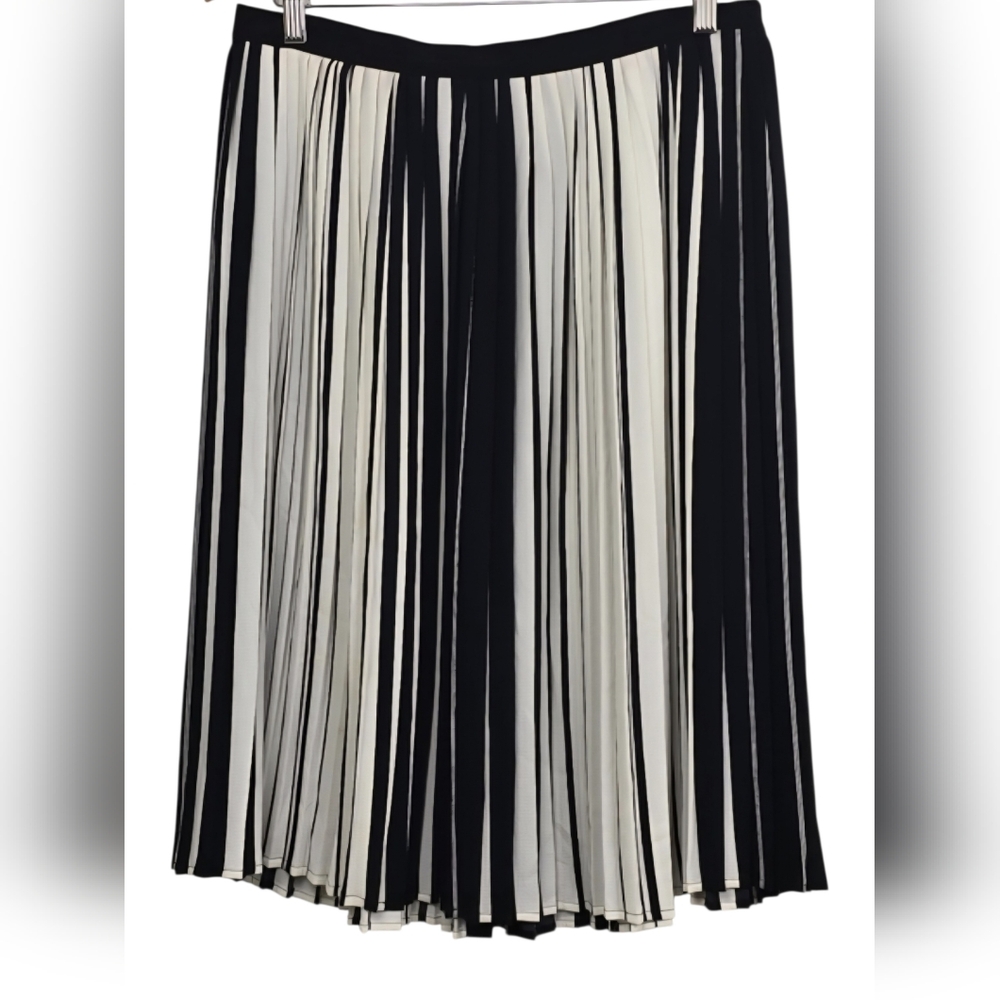 Vince Camuto Black & White Pleated Accordion Midi Skirt Size 6